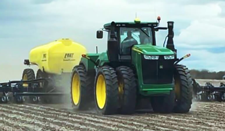 John Deere Tractor Pulling Strip Freshener & FAST DuraPlacer Wagon